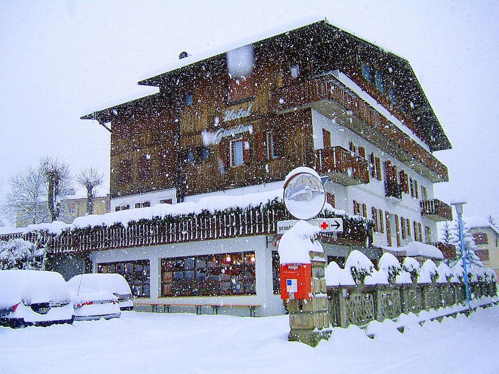 Hotel Giardino П'єве-ді-Кадоре Екстер'єр фото